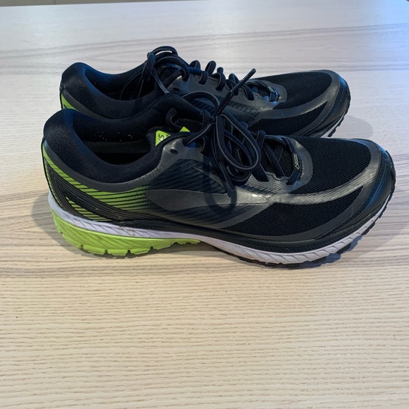 Brooks Gortex Ghosts - Picture 3 of 6